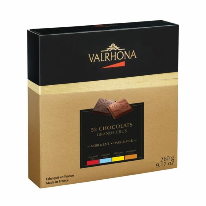 carrés de chocolate negro y con leche por valrhona