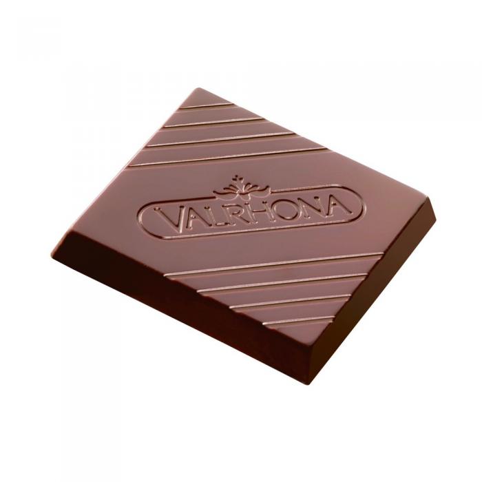 carrés de chocolate negro intenso por valrhona